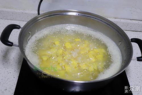 刚吃西瓜又吃哈密瓜,西瓜与哈密瓜的甜蜜邂逅